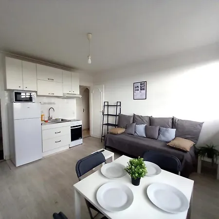 Apartment D St-quentin-en -yvelines Plusieurs