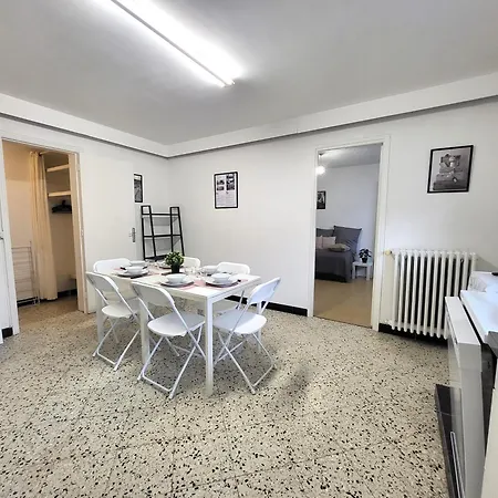 Apartment D St-quentin-en -yvelines Plusieurs